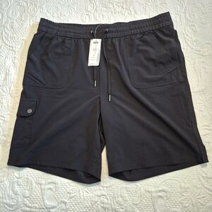 Zenergy byChico's black Zen shorts, size 3 or 16, featherweight cargo shorts NWT